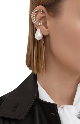 Женские серьги-каффы CHLOÉ золотого цвета по цене 39950 руб., арт. CHC20WFE72BNC | Фото 2 Женские серьги-каффы CHLOÉ золотого цвета, арт. CHC20WFE72BNC | Фото 2