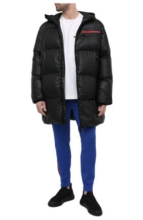 Мужские кроссовки toblach techno knit lr PRADA черного цвета по цене 55000 руб., арт. 4E3536-3KFP-F0002 | Фото 2 Мужские кроссовки toblach techno knit lr PRADA черного цвета, арт. 4E3536-3KFP-F0002 | Фото 2