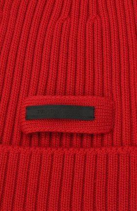 Мужская шерстяная шапка PRADA красного цвета по цене 26500 руб., арт. UMD429-U97-F0011-192 | Фото 3 Мужская шерстяная шапка PRADA красного цвета, арт. UMD429-U97-F0011-192 | Фото 3