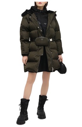 Женский пуховик PRADA хаки цвета по цене 340000 руб., арт. 291812-1WQ8-F0161-202 | Фото 2 Женский пуховик PRADA хаки цвета, арт. 291812-1WQ8-F0161-202 | Фото 2