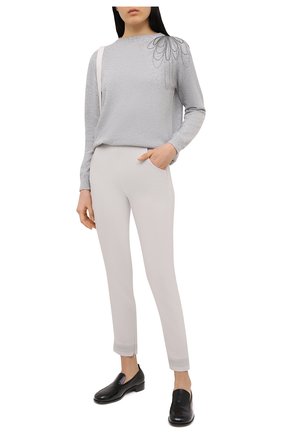 Женские шерстяные брюки GIORGIO ARMANI светло-серого цвета по цене 87250 руб., арт. 1SHPP0GD/T01GT | Фото 2 Женские шерстяные брюки GIORGIO ARMANI светло-серого цвета, арт. 1SHPP0GD/T01GT | Фото 2