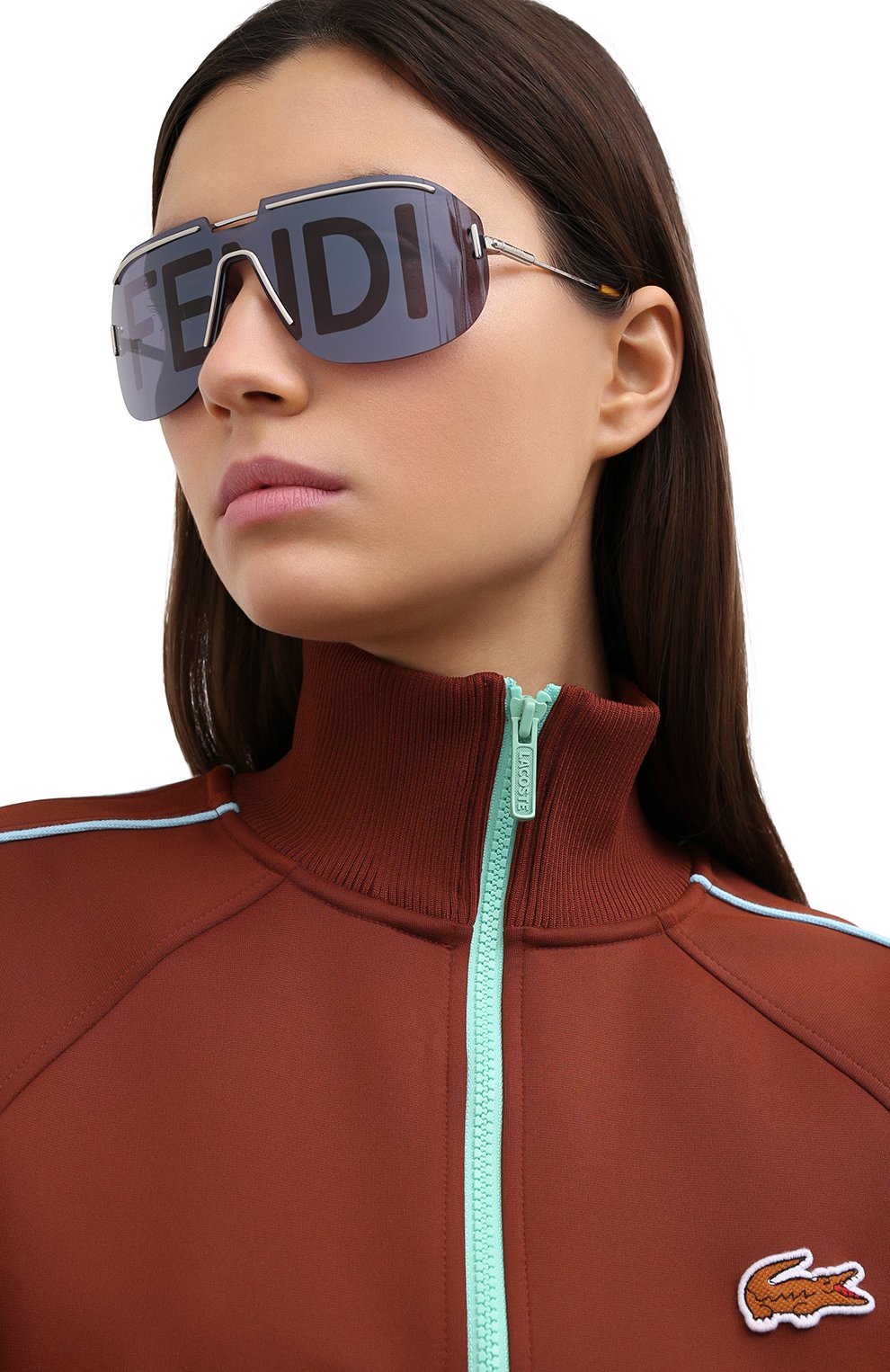 Женские солнцезащитные очки FENDI черного цвета, арт. M0098 KU2 | Фото 2 (Тип очков: С/з; Очки форма: Маска; Оптика Гендер: оптика-женское)