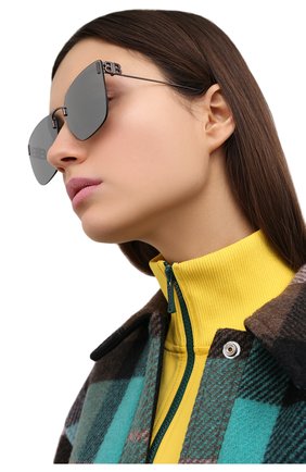 Женские солнцезащитные очки BALENCIAGA серого цвета по цене 29950 руб., арт. BB0112SA 002 | Фото 2 Женские солнцезащитные очки BALENCIAGA серого цвета, арт. BB0112SA 002 | Фото 2