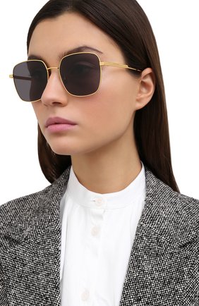 Женские солнцезащитные очки BOTTEGA VENETA черного цвета по цене 32300 руб., арт. BV1082SK 001 | Фото 2 Женские солнцезащитные очки BOTTEGA VENETA черного цвета, арт. BV1082SK 001 | Фото 2