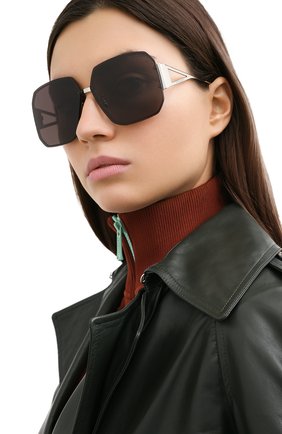Женские черные солнцезащитные очки BOTTEGA VENETA — купить за 44550 руб ...