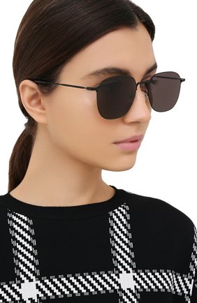 Женские солнцезащитные очки SAINT LAURENT черного цвета по цене 33800 руб., арт. SL 388/K WIRE 002 | Фото 2 Женские солнцезащитные очки SAINT LAURENT черного цвета, арт. SL 388/K WIRE 002 | Фото 2