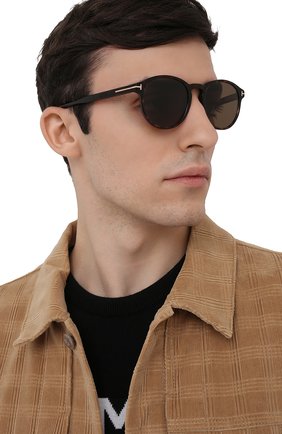 Мужские солнцезащитные очки TOM FORD коричневого цвета, арт. TF834 52M | Фото 2 (Тип очков: С/з; Очки форма: Круглые; Оптика Гендер: оптика-унисекс)
