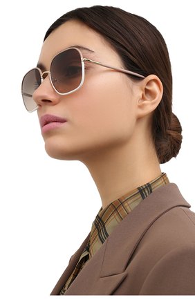 Женские солнцезащитные очки PRADA темно-бежевого цвета по цене 23800 руб., арт. 67XS-09G3D0 | Фото 2 Женские солнцезащитные очки PRADA темно-бежевого цвета, арт. 67XS-09G3D0 | Фото 2