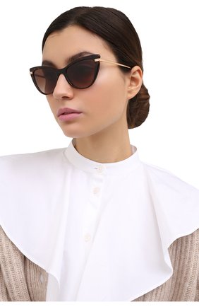 Женские солнцезащитные очки DOLCE & GABBANA коричневого цвета по цене 19600 руб., арт. 4381-502/13 | Фото 2 Женские солнцезащитные очки DOLCE & GABBANA коричневого цвета, арт. 4381-502/13 | Фото 2