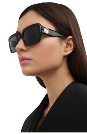 Женские солнцезащитные очки VERSACE черного цвета, арт. 4384B-GB1/87 | Фото 2 (Тип очков: С/з; Региональные ограничения белый список (Axapta Mercury): RU; Оптика Гендер: оптика-женское; Очки форма: Квадратные)