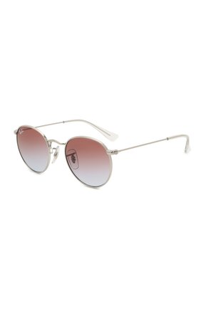 Женские солнцезащитные очки RAY-BAN серебряного цвета по цене 0 руб., арт. 9547S-212/I8 | Фото 1 Женские солнцезащитные очки RAY-BAN серебряного цвета, арт. 9547S-212/I8 | Фото 1 (Кросс-КТ: С/з-унисекс; Региональные ограничения белый список (Axapta Mercury): RU; Тип очков: С/з; Очки форма: Круглые; Оптика Гендер: оптика-унисекс)