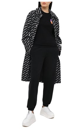 Женская хлопковая футболка OFF-WHITE черного цвета по цене 26050 руб., арт. 0WAA040R21JER001 | Фото 2 Женская хлопковая футболка OFF-WHITE черного цвета, арт. 0WAA040R21JER001 | Фото 2