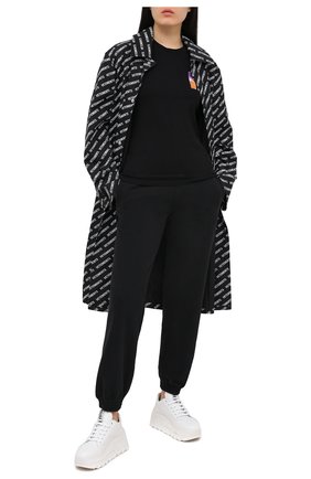 Женские хлопковые джоггеры OFF-WHITE черного цвета по цене 52100 руб., арт. 0WCH006R21JER003 | Фото 2 Женские хлопковые джоггеры OFF-WHITE черного цвета, арт. 0WCH006R21JER003 | Фото 2