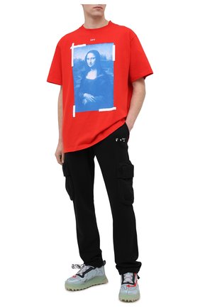 Мужская хлопковая футболка OFF-WHITE красного цвета по цене 18250 руб., арт. 0MAA038R21JER001 | Фото 2 Мужская хлопковая футболка OFF-WHITE красного цвета, арт. 0MAA038R21JER001 | Фото 2