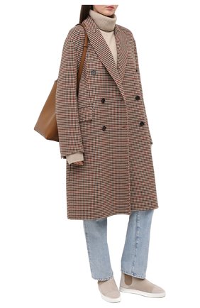 Женские замшевые ботинки GIORGIO ARMANI бежевого цвета по цене 83650 руб., арт. X1Z009/XM923 | Фото 2 Женские замшевые ботинки GIORGIO ARMANI бежевого цвета, арт. X1Z009/XM923 | Фото 2 (Материал утеплителя: Натуральный мех; Женское Кросс-КТ: Зимние ботинки; Подошва: Платформа; Материал внешний: Замша, Кожа; Региональные ограничения белый список (Axapta Mercury): RU; Длина стельки: 25,5, 27,2, 23,3, 24,7, 25; ширина носка стельки: 8,3; толщина подошвы: 2,3)