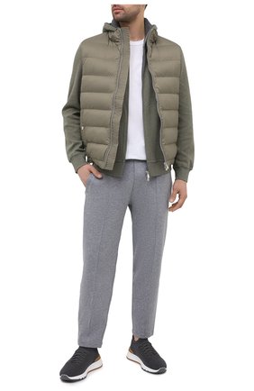 Мужской хлопковая толстовка BRUNELLO CUCINELLI хаки цвета по цене 99500 руб., арт. M0T319069G | Фото 2 Мужской хлопковая толстовка BRUNELLO CUCINELLI хаки цвета, арт. M0T319069G | Фото 2 (Материал внешний: Хлопок; Длина (для топов): Стандартные; Стили: Кэжуэл; Мужское Кросс-КТ: Толстовка-одежда; Рукава: Длинные; Региональные ограничения белый список (Axapta Mercury): RU)