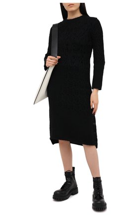 Женское шерстяное платье YOHJI YAMAMOTO черного цвета по цене 83100 руб., арт. FR-K20-195 | Фото 2 Женское шерстяное платье YOHJI YAMAMOTO черного цвета, арт. FR-K20-195 | Фото 2