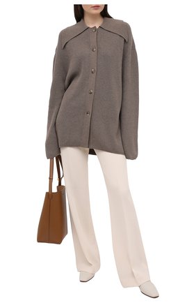 Женский кардиган NANUSHKA серого цвета по цене 29050 руб., арт. DARLA_F0SSILE_RECYCLED CASHMERE KNIT | Фото 2 Женский кардиган NANUSHKA серого цвета, арт. DARLA_F0SSILE_RECYCLED CASHMERE KNIT | Фото 2