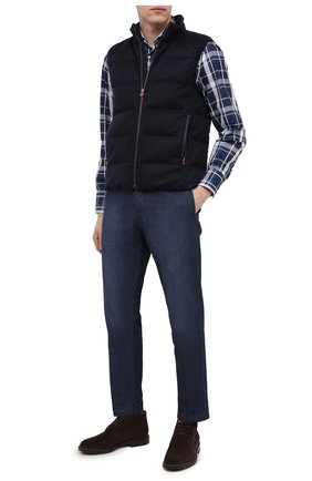 Мужской пуховый жилет KITON темно-синего цвета по цене 426500 руб., арт. UW0949MK01140 | Фото 2 Мужской пуховый жилет KITON темно-синего цвета, арт. UW0949MK01140 | Фото 2 (Кросс-КТ: Куртка, Пуховик; Материал внешний: Шерсть, Кашемир; Материал утеплителя: Пух и перо; Стили: Кэжуэл; Материал подклада: Синтетический материал; Длина (верхняя одежда): Короткие; Региональные ограничения белый список (Axapta Mercury): RU)