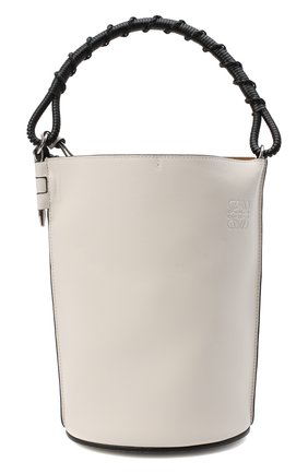 Женская сумка gate bucket LOEWE белого цвета по цене 148500 руб., арт. 329.56.Z85 | Фото 1 Женская сумка gate bucket LOEWE белого цвета, арт. 329.56.Z85 | Фото 1 (Сумки-технические: Сумки через плечо, Сумки top-handle; Размер: medium, small; Материал: Натуральная кожа; Ремень/цепочка: На ремешке)