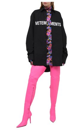 Женская хлопковая рубашка VETEMENTS черного цвета по цене 63350 руб., арт. UE51SH300B 1004/W | Фото 2 Женская хлопковая рубашка VETEMENTS черного цвета, арт. UE51SH300B 1004/W | Фото 2