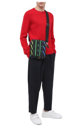 Мужская текстильная сумка vltn VALENTINO черного цвета по цене 79950 руб., арт. VY2B0942/MVX | Фото 2 Мужская текстильная сумка vltn VALENTINO черного цвета, арт. VY2B0942/MVX | Фото 2