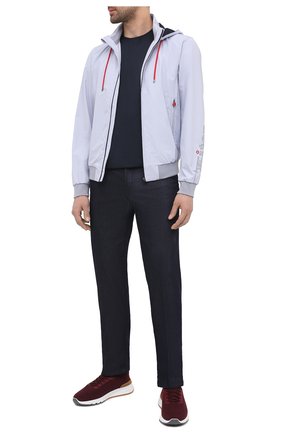 Мужской бомбер KITON светло-голубого цвета по цене 243000 руб., арт. UW0943V07T91 | Фото 2 Мужской бомбер KITON светло-голубого цвета, арт. UW0943V07T91 | Фото 2 (Материал подклада: Синтетический материал; Материал внешний: Синтетический материал; Кросс-КТ: Куртка; Длина (верхняя одежда): Короткие; Рукава: Длинные; Стили: Спорт-шик; Принт: Без принта; Региональные ограничения белый список (Axapta Mercury): RU)