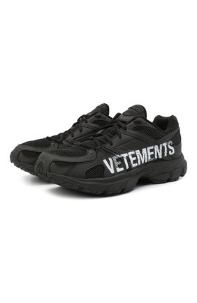 Мужские текстильные кроссовки vetements x reebok spike runner 200 VETEMENTS черного цвета по цене 79950 руб., арт. UE51SN200B 1385/M | Фото 1 Мужские текстильные кроссовки vetements x reebok spike runner 200 VETEMENTS черного цвета, арт. UE51SN200B 1385/M | Фото 1