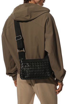 Мужская кожаная сумка BOTTEGA VENETA черного цвета по цене 147000 руб., арт. 651938/V0E52 | Фото 2 Мужская кожаная сумка BOTTEGA VENETA черного цвета, арт. 651938/V0E52 | Фото 2 (Материал: Натуральная кожа; Ремень/цепочка: На ремешке; Ошибки технического описания: Нет глубины; Размер: medium)