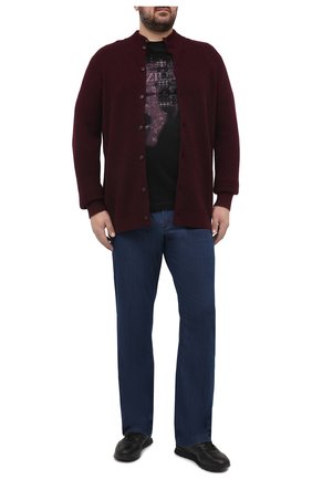 Мужской кашемировый кардиган KITON красного цвета по цене 419500 руб., арт. UK1238L | Фото 2 Мужской кашемировый кардиган KITON красного цвета, арт. UK1238L | Фото 2 (Материал внешний: Кашемир, Шерсть; Стили: Кэжуэл; Big sizes: Big Sizes; Длина (для топов): Удлиненные; Мужское Кросс-КТ: Кардиган-одежда; Рукава: Длинные)