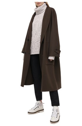 Женский кашемировый свитер LORO PIANA светло-серого цвета по цене 248500 руб., арт. FAL2081 | Фото 2 Женский кашемировый свитер LORO PIANA светло-серого цвета, арт. FAL2081 | Фото 2