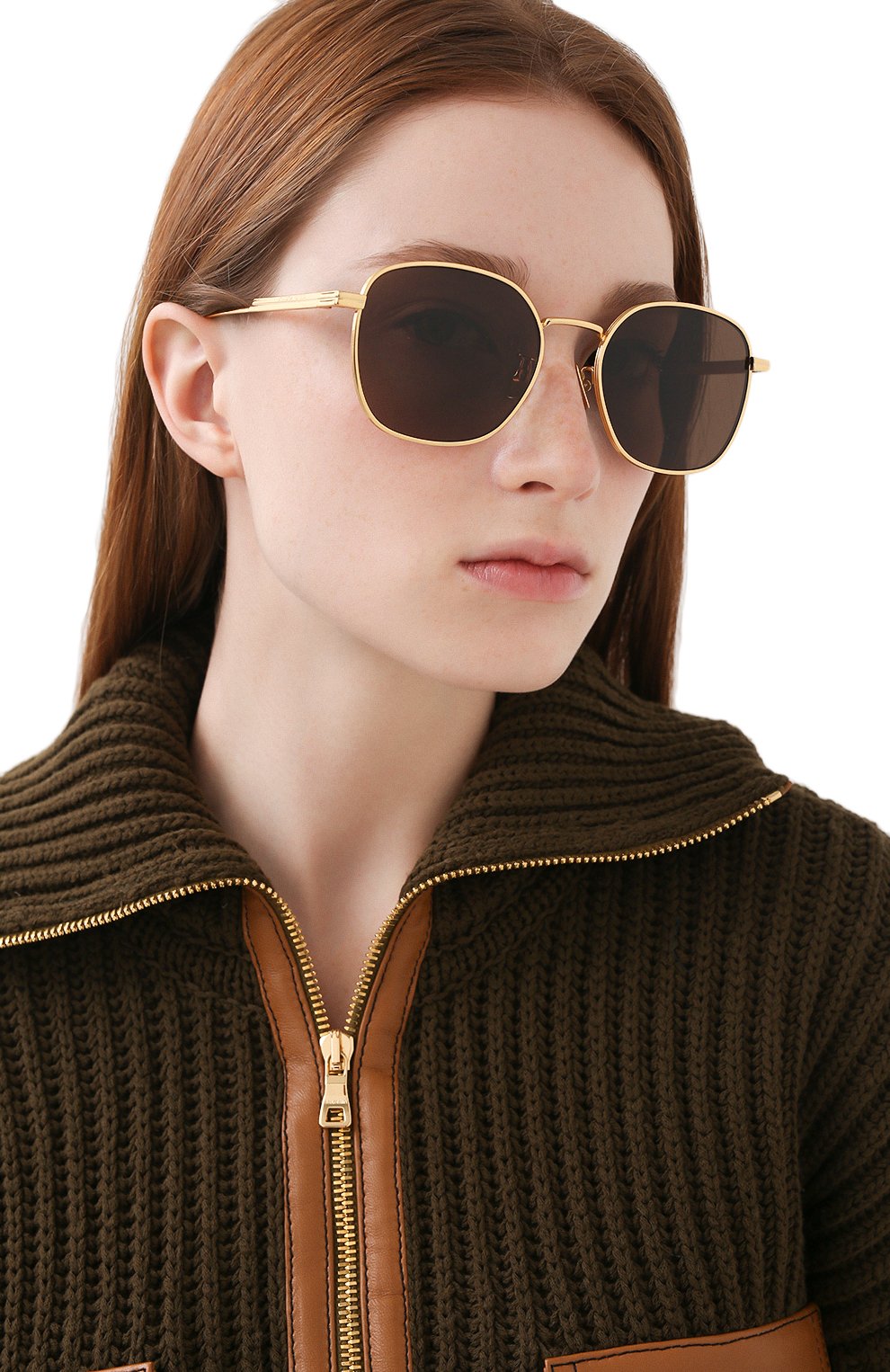 Женские солнцезащитные очки BOTTEGA VENETA золотого цвета, арт. BV1014SK 003 | Фото 2 (Тип очков: С/з; Очки форма: Круглые; Оптика Гендер: оптика-унисекс)