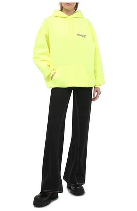 Женский хлопковое худи BALENCIAGA светло-зеленого цвета по цене 72800 руб., арт. 578135/TJVD4 | Фото 2 Женский хлопковое худи BALENCIAGA светло-зеленого цвета, арт. 578135/TJVD4 | Фото 2 (Материал внешний: Хлопок; Женское Кросс-КТ: Худи-одежда; Рукава: Длинные; Длина (для топов): Удлиненные; Стили: Спорт-шик)