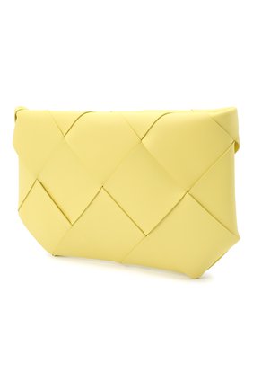 Женская кожаная косметичка BOTTEGA VENETA желтого цвета по цене 115500 руб., арт. 577771/VMAY4 | Фото 2 Женская кожаная косметичка BOTTEGA VENETA желтого цвета, арт. 577771/VMAY4 | Фото 2