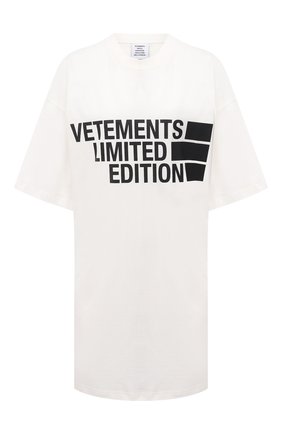 Женская хлопковая футболка VETEMENTS белого цвета по цене 36000 руб., арт. UE51TR810W 1611/W | Фото 1 Женская хлопковая футболка VETEMENTS белого цвета, арт. UE51TR810W 1611/W | Фото 1