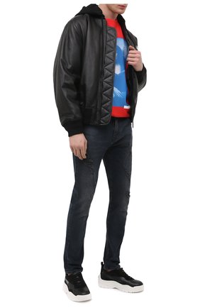 Мужские джинсы OFF-WHITE темно-серого цвета по цене 41050 руб., арт. 0MYA074R21DEN003 | Фото 2 Мужские джинсы OFF-WHITE темно-серого цвета, арт. 0MYA074R21DEN003 | Фото 2