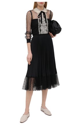 Женская плиссированная юбка REDVALENTINO черного цвета по цене 65300 руб., арт. VR3RAD30/4S9 | Фото 2 Женская плиссированная юбка REDVALENTINO черного цвета, арт. VR3RAD30/4S9 | Фото 2
