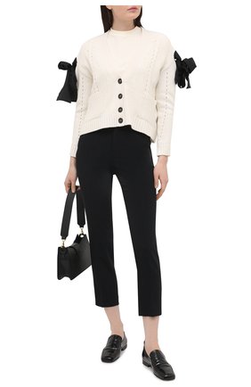 Женский кардиган REDVALENTINO светло-бежевого цвета по цене 44600 руб., арт. VR3KA01J/5NE | Фото 2 Женский кардиган REDVALENTINO светло-бежевого цвета, арт. VR3KA01J/5NE | Фото 2 (Рукава: Длинные; Женское Кросс-КТ: кардиган-трикотаж; Материал внешний: Шерсть; Стили: Романтичный; Длина (для топов): Стандартные)