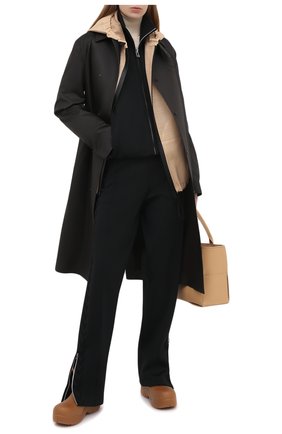 Женская кожаная куртка BOTTEGA VENETA бежевого цвета по цене 399500 руб., арт. 652799/V0IT0 | Фото 2 Женская кожаная куртка BOTTEGA VENETA бежевого цвета, арт. 652799/V0IT0 | Фото 2 (Кросс-КТ: Куртка; Стили: Кэжуэл; Длина (верхняя одежда): Короткие; Рукава: Длинные; Женское Кросс-КТ: Замша и кожа; Материал внешний: Натуральная кожа)