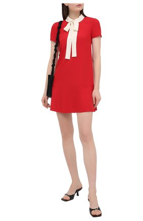 Женское платье REDVALENTINO красного цвета по цене 45200 руб., арт. VR3VAF05/0W7 | Фото 2 Женское платье REDVALENTINO красного цвета, арт. VR3VAF05/0W7 | Фото 2