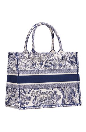Женский сумка dior book tote mini DIOR синего цвета по цене 240000 руб., арт. M1296ZTDTM808 | Фото 3 Женский сумка dior book tote mini DIOR синего цвета, арт. M1296ZTDTM808 | Фото 3 (Сумки-технические: Сумки-шопперы; Размер: mini; Материал: Текстиль)