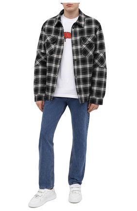 Мужская хлопковая футболка OFF-WHITE белого цвета по цене 26050 руб., арт. 0MAA027R21JER010 | Фото 2 Мужская хлопковая футболка OFF-WHITE белого цвета, арт. 0MAA027R21JER010 | Фото 2