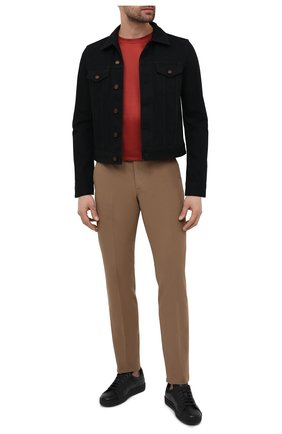 Мужская джинсовая куртка SAINT LAURENT черного цвета, арт. 597085/YF899 | Фото 2 (Стили: Кэжуэл; Длина (верхняя одежда): Короткие; Кросс-КТ: Деним, Куртка; Рукава: Длинные; Материал внешний: Хлопок, Деним)