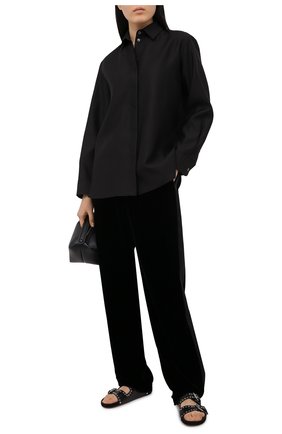 Женские брюки из вискозы и шелка GIORGIO ARMANI черного цвета по цене 173500 руб., арт. 1SHPP0GB/T01FD | Фото 2 Женские брюки из вискозы и шелка GIORGIO ARMANI черного цвета, арт. 1SHPP0GB/T01FD | Фото 2
