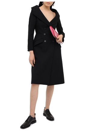 Женское пальто из шерсти и шелка ALEXANDER MCQUEEN черного цвета по цене 314000 руб., арт. 645679/QJAAA | Фото 2 Женское пальто из шерсти и шелка ALEXANDER MCQUEEN черного цвета, арт. 645679/QJAAA | Фото 2 (Материал внешний: Шерсть; Материал подклада: Купро; 1-2-бортные: Двубортные; Стили: Романтичный; Рукава: Длинные; Длина (верхняя одежда): До колена)
