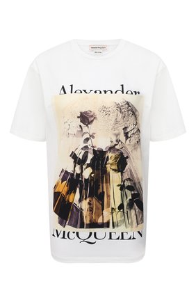 Женская хлопковая футболка ALEXANDER MCQUEEN разноцветного цвета по цене 47700 руб., арт. 651390/QZACL | Фото 1 Женская хлопковая футболка ALEXANDER MCQUEEN разноцветного цвета, арт. 651390/QZACL | Фото 1 (Рукава: Короткие; Стили: Гранж; Длина (для топов): Стандартные; Женское Кросс-КТ: Футболка-одежда; Материал внешний: Хлопок; Принт: С принтом; Региональные ограничения белый список (Axapta Mercury): RU)
