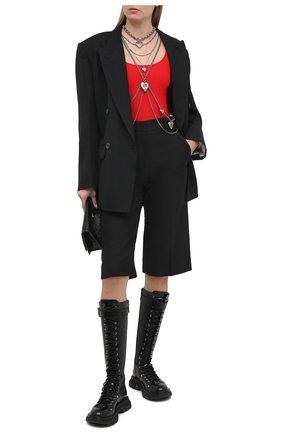 Женский топ из вискозы ALEXANDER MCQUEEN красного цвета по цене 78350 руб., арт. 650300/Q1ASQ | Фото 2 Женский топ из вискозы ALEXANDER MCQUEEN красного цвета, арт. 650300/Q1ASQ | Фото 2 (Длина (для топов): Стандартные; Рукава: Без рукавов; Кросс-КТ: без рукавов; Материал внешний: Вискоза; Стили: Минимализм)