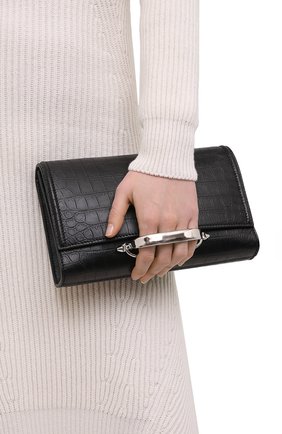 Женская сумка tall story mini ALEXANDER MCQUEEN черного цвета по цене 119000 руб., арт. 630261/1XBEY | Фото 2 Женская сумка tall story mini ALEXANDER MCQUEEN черного цвета, арт. 630261/1XBEY | Фото 2