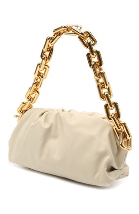 Женская сумка chain pouch BOTTEGA VENETA кремвого цвета по цене 390000 руб., арт. 620230/VCP40 | Фото 4 Женская сумка chain pouch BOTTEGA VENETA кремвого цвета, арт. 620230/VCP40 | Фото 4 (Сумки-технические: Сумки через плечо, Сумки top-handle; Размер: medium; Материал: Натуральная кожа; Региональные ограничения белый список (Axapta Mercury): RU)