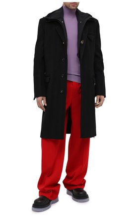 Мужские шерстяные брюки BOTTEGA VENETA красного цвета, арт. 653072/V0B20 | Фото 2 (Длина (брюки, джинсы): Стандартные; Случай: Повседневный; Стили: Минимализм; Материал внешний: Шерсть; Региональные ограничения белый список (Axapta Mercury): RU)